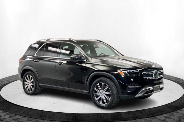 new 2025 Mercedes-Benz GLE 450 car, priced at $73,965