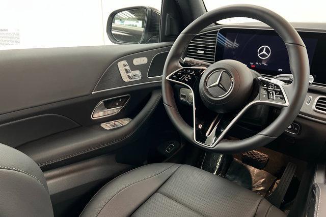 new 2025 Mercedes-Benz GLE 450 car, priced at $73,965