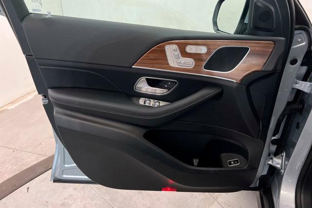 new 2025 Mercedes-Benz GLE 350 car, priced at $69,715