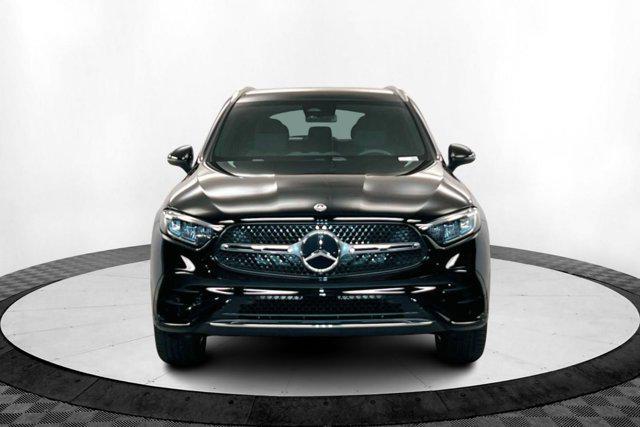 new 2025 Mercedes-Benz GLC 300 car, priced at $57,835