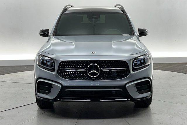 new 2024 Mercedes-Benz GLB 250 car, priced at $55,095