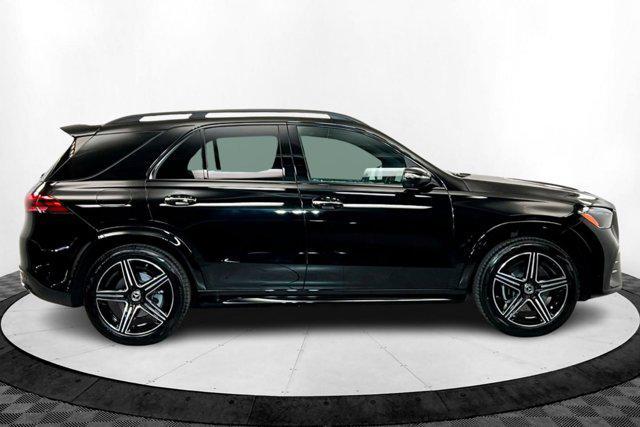 new 2025 Mercedes-Benz GLE 450 car, priced at $87,750