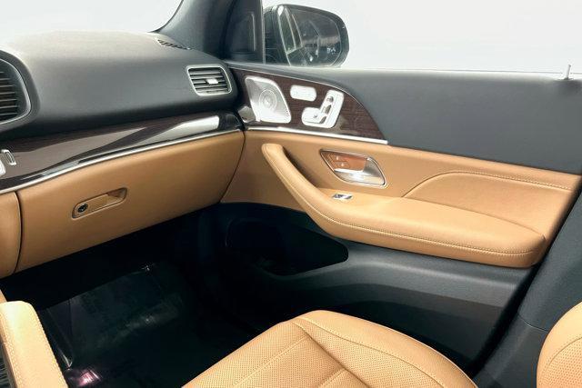 new 2025 Mercedes-Benz GLE 450 car, priced at $87,750