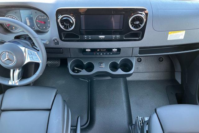 new 2025 Mercedes-Benz Sprinter 2500 car, priced at $85,260