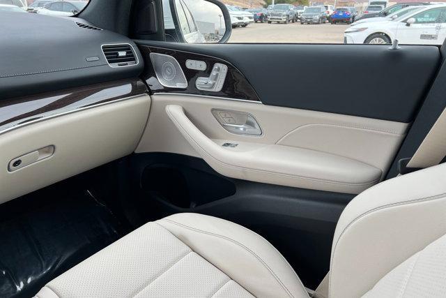 new 2025 Mercedes-Benz GLS 450 car, priced at $91,935