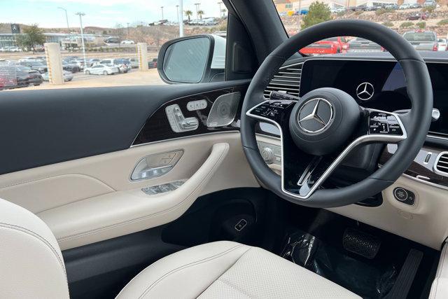 new 2025 Mercedes-Benz GLS 450 car, priced at $91,935