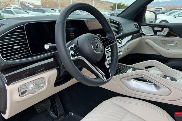 new 2025 Mercedes-Benz GLS 450 car, priced at $91,935