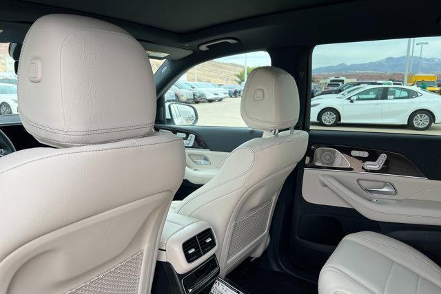 new 2025 Mercedes-Benz GLS 450 car, priced at $91,935