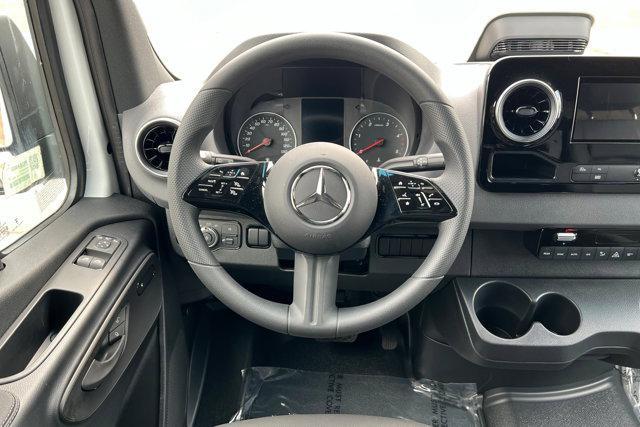 new 2025 Mercedes-Benz Sprinter 2500 car, priced at $80,584