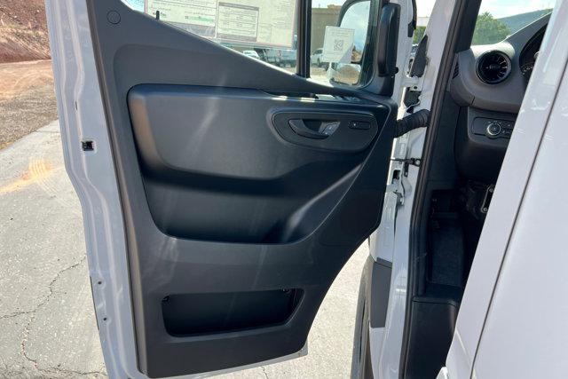 new 2025 Mercedes-Benz Sprinter 2500 car, priced at $73,613