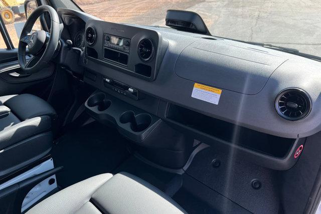 new 2025 Mercedes-Benz Sprinter 2500 car, priced at $73,613