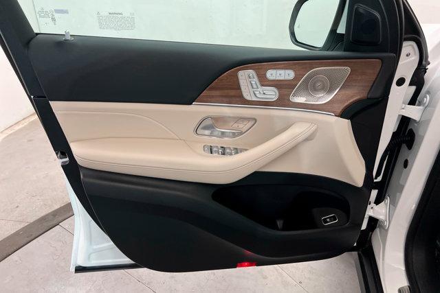 new 2025 Mercedes-Benz GLE 350 car, priced at $72,315