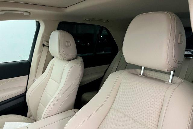 new 2025 Mercedes-Benz GLE 350 car, priced at $72,315