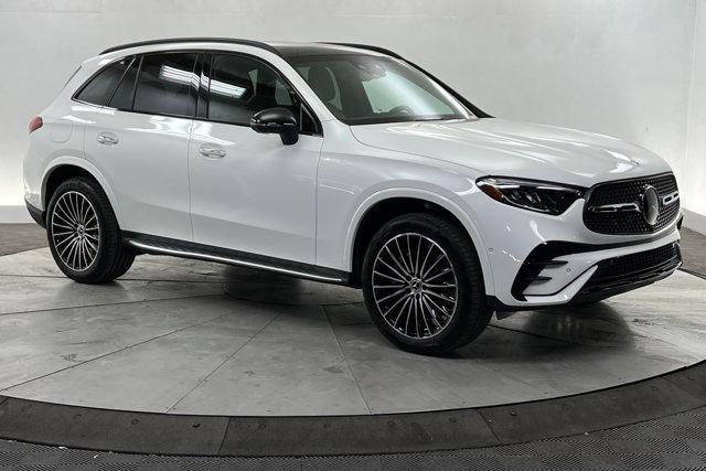 new 2024 Mercedes-Benz GLC 300 car, priced at $62,405