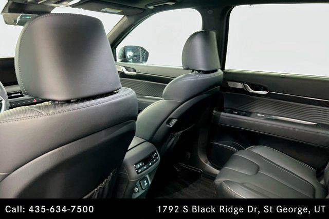 used 2025 Hyundai Palisade car, priced at $48,500