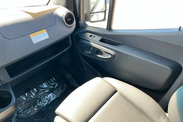 new 2025 Mercedes-Benz Sprinter 2500 car, priced at $78,104
