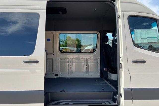 new 2025 Mercedes-Benz Sprinter 2500 car, priced at $89,917