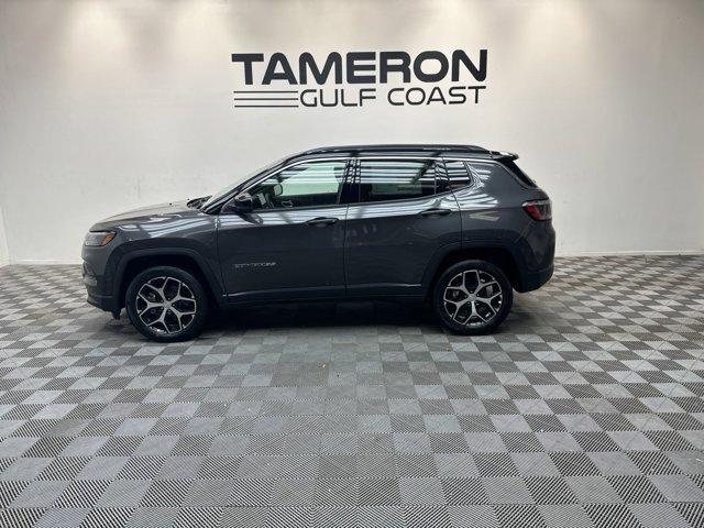 new 2024 Jeep Compass car, priced at $35,935