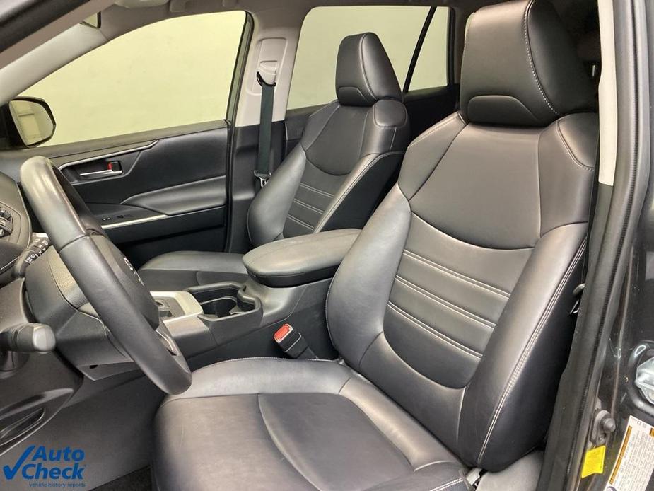 used 2019 Toyota RAV4 car, priced at $26,658
