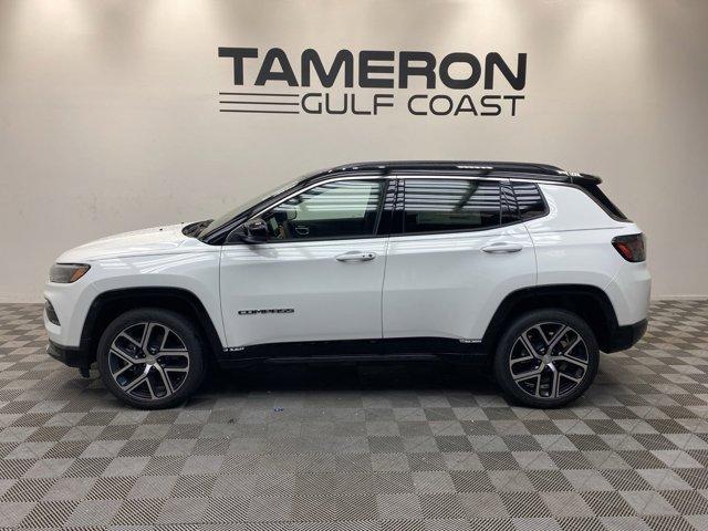 new 2024 Jeep Compass car, priced at $32,000