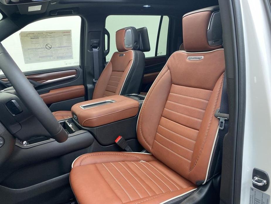 new 2024 GMC Yukon XL car, priced at $104,845