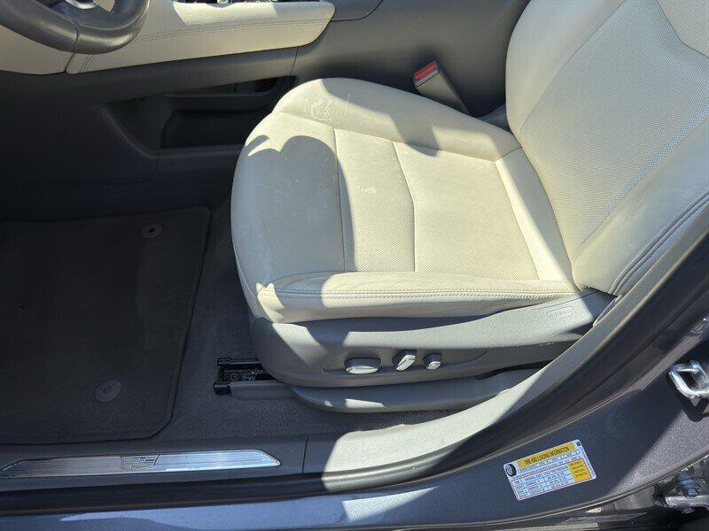 used 2021 Cadillac XT5 car, priced at $20,989