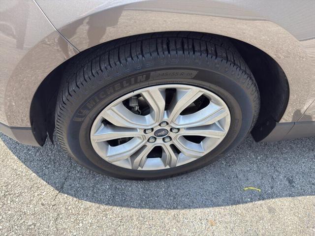 used 2019 Ford Edge car, priced at $19,989