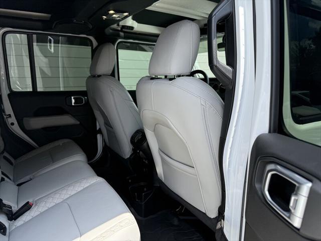 used 2023 Jeep Gladiator car, priced at $38,977