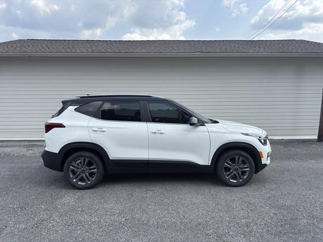 used 2023 Kia Seltos car, priced at $20,989