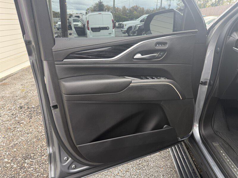 used 2021 Cadillac Escalade ESV car, priced at $55,989