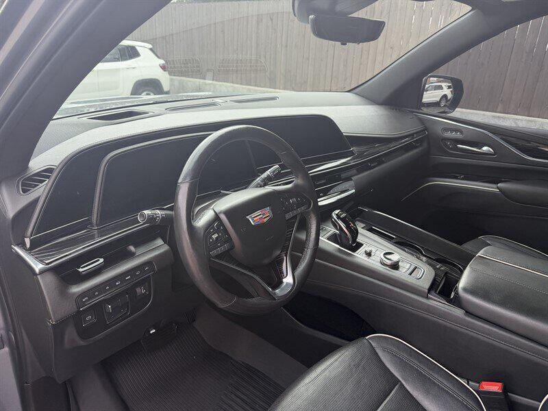 used 2021 Cadillac Escalade ESV car, priced at $55,989