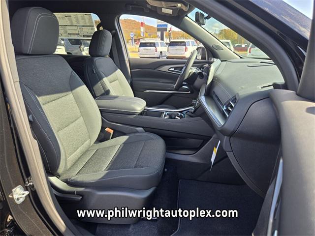 new 2026 Chevrolet Traverse car, priced at $50,140