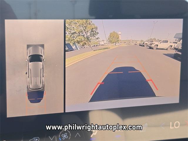 new 2026 Chevrolet Traverse car, priced at $51,275