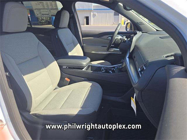 new 2026 Chevrolet Traverse car, priced at $51,275