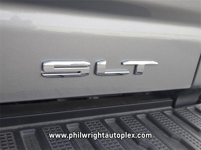 new 2025 GMC Sierra 2500 car, priced at $75,456