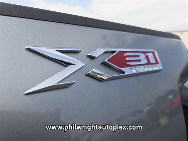 new 2025 GMC Sierra 2500 car, priced at $75,456