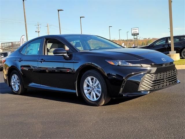 new 2025 Toyota Camry car