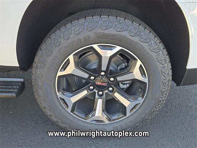 new 2025 GMC Yukon XL car, priced at $92,390