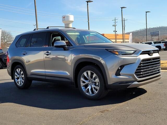 new 2025 Toyota Grand Highlander car