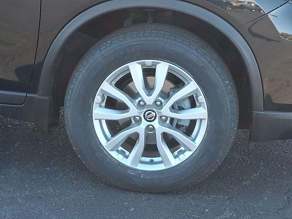 used 2019 Nissan Rogue car, priced at $17,990