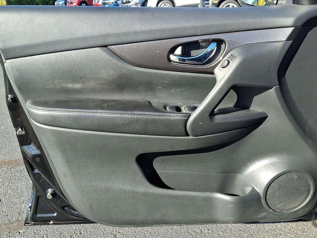 used 2019 Nissan Rogue car, priced at $17,990