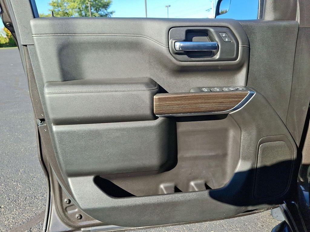 used 2021 Chevrolet Silverado 1500 car, priced at $29,990