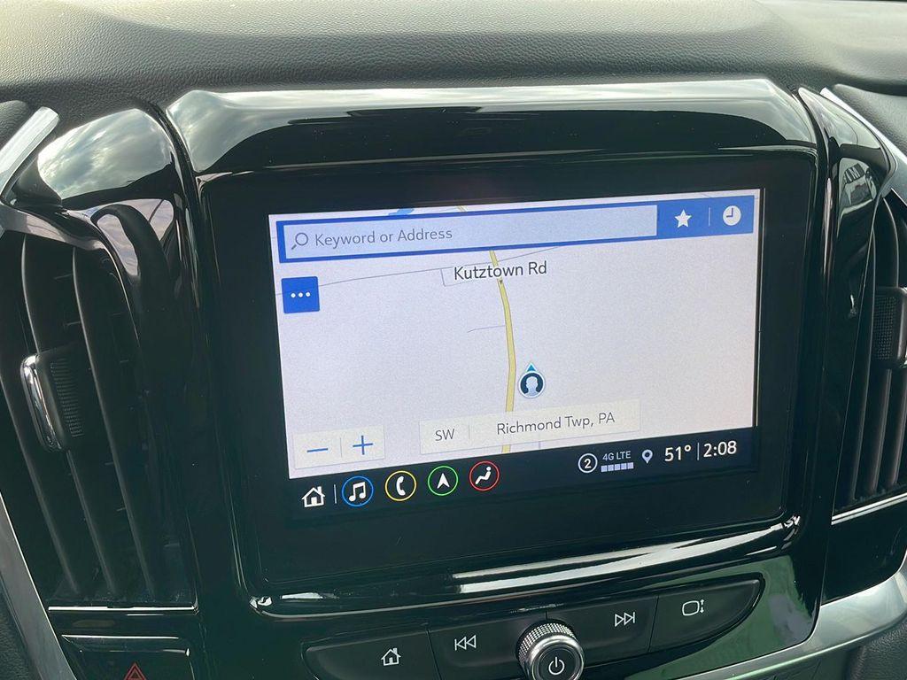 used 2023 Chevrolet Traverse car, priced at $39,990