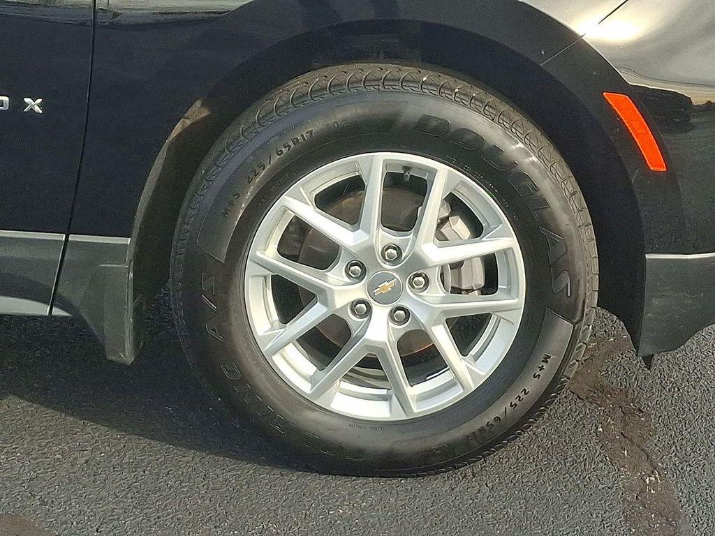 used 2024 Chevrolet Equinox car, priced at $21,990