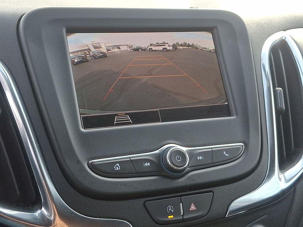 used 2024 Chevrolet Equinox car, priced at $21,990