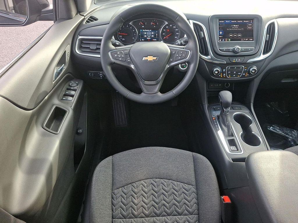 used 2024 Chevrolet Equinox car, priced at $21,990