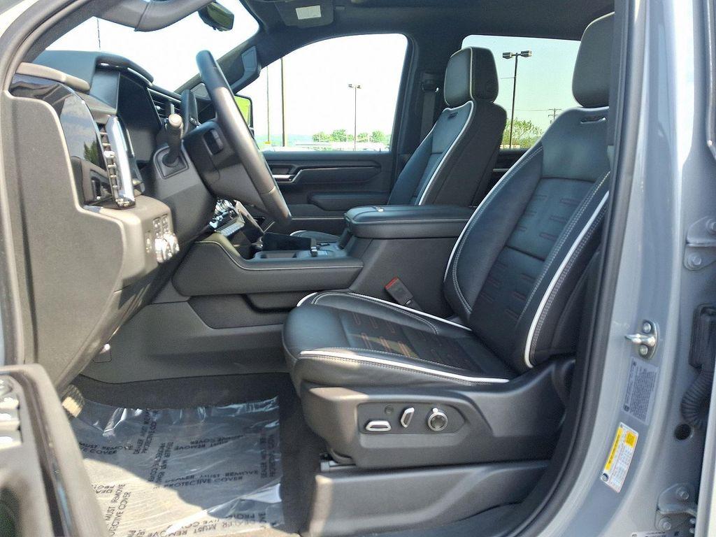 used 2024 GMC Sierra 2500 car, priced at $82,990