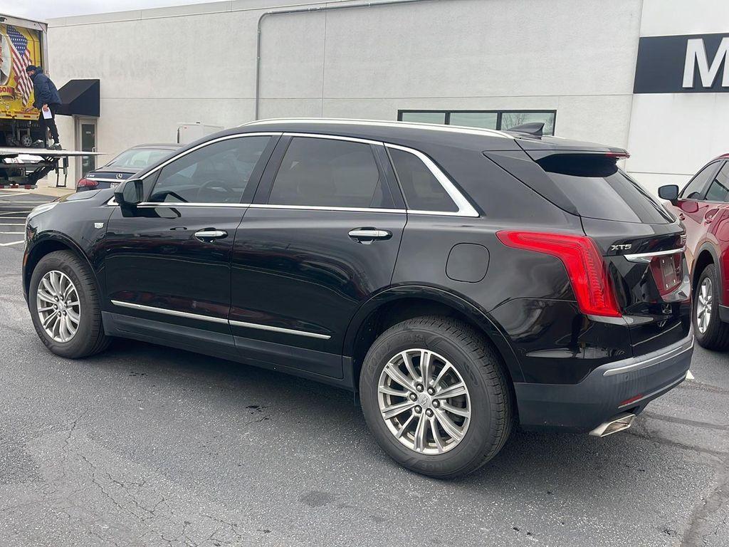 used 2018 Cadillac XT5 car, priced at $17,990