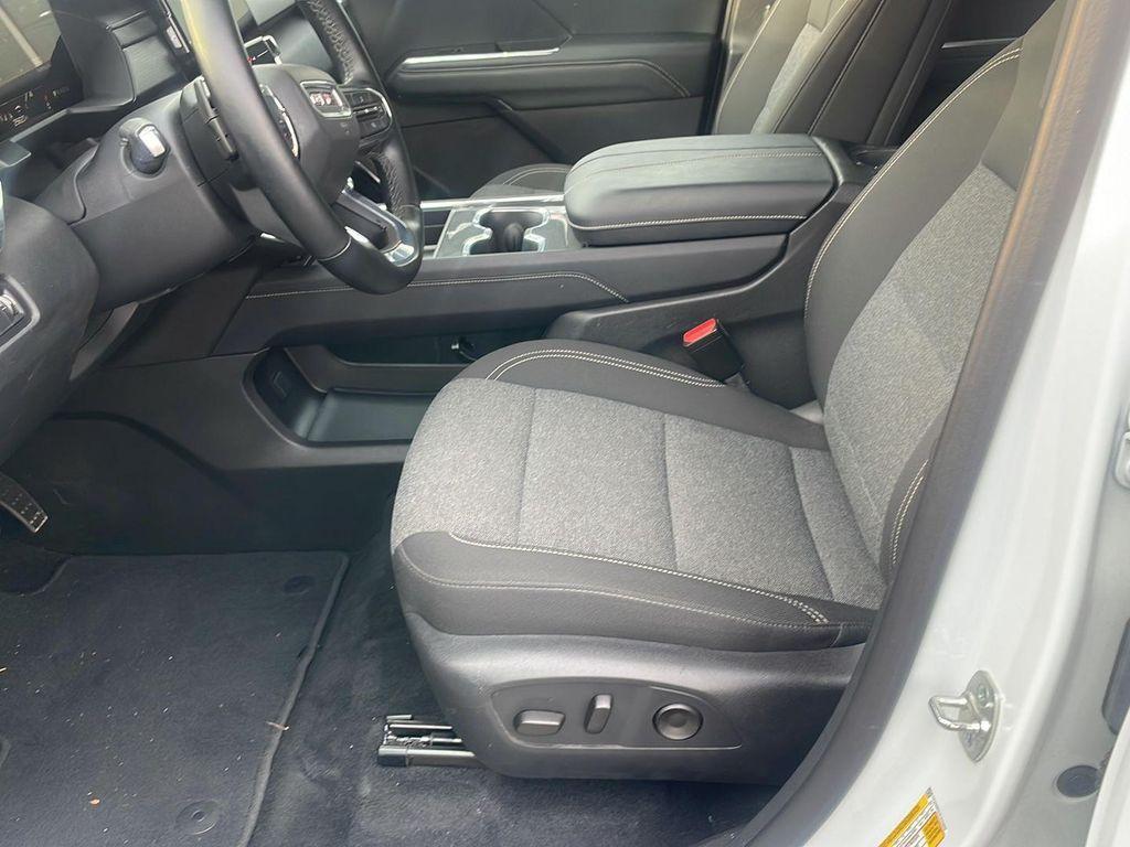 used 2025 GMC Acadia car, priced at $35,890