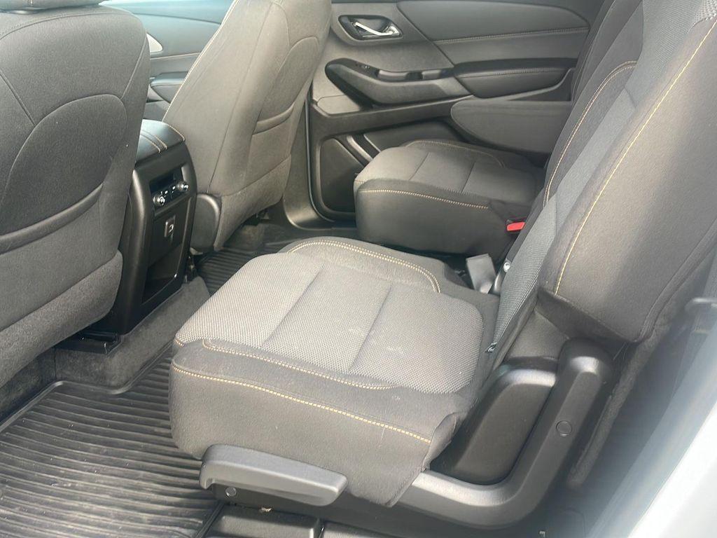 used 2020 Chevrolet Traverse car, priced at $22,990